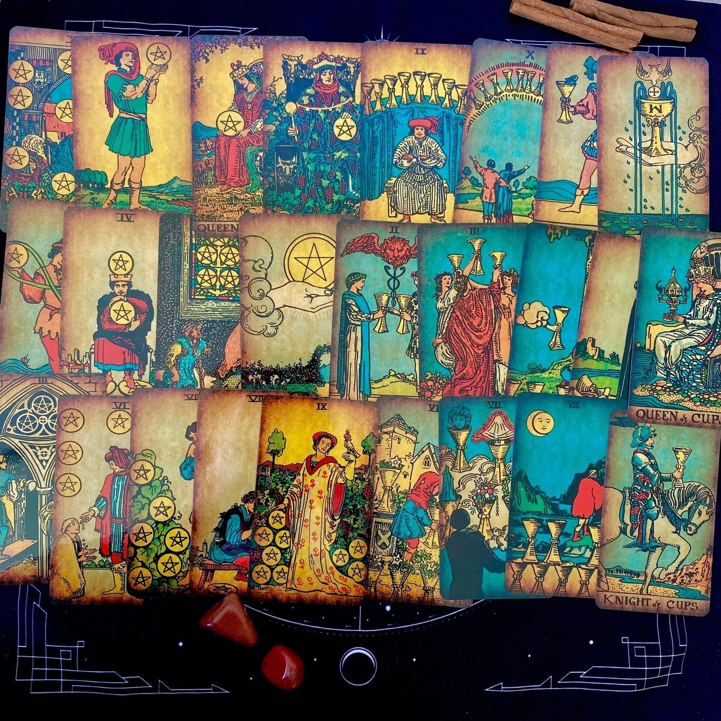 The Rider Waite Borderless Vintage Tarot Deck